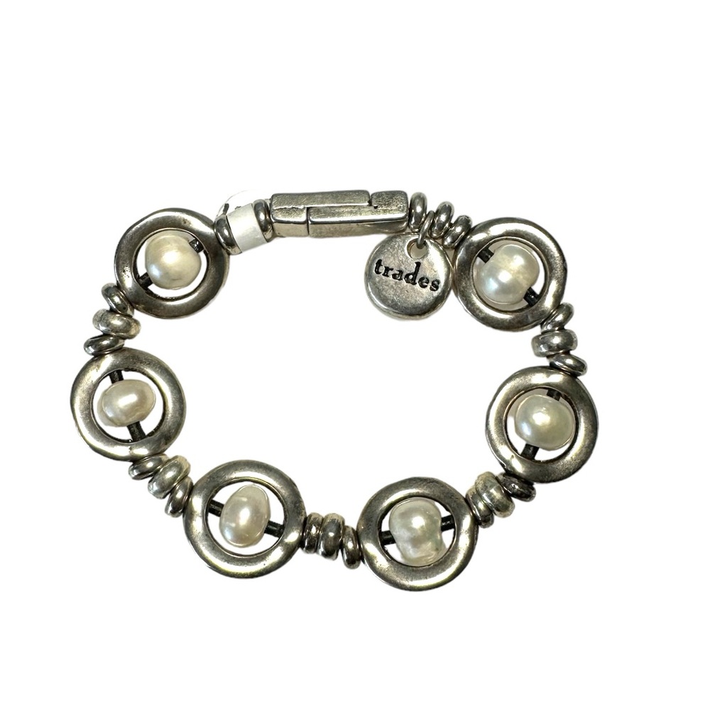 Silver and Pearl bracelet